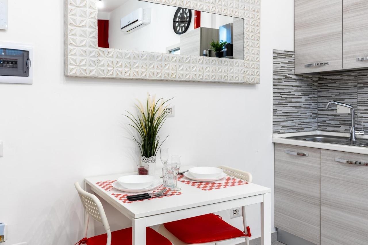 Duomo-Sesto M1 Relax Campari Wi-Fi & Netflix Apartment Sesto San Giovanni Luaran gambar