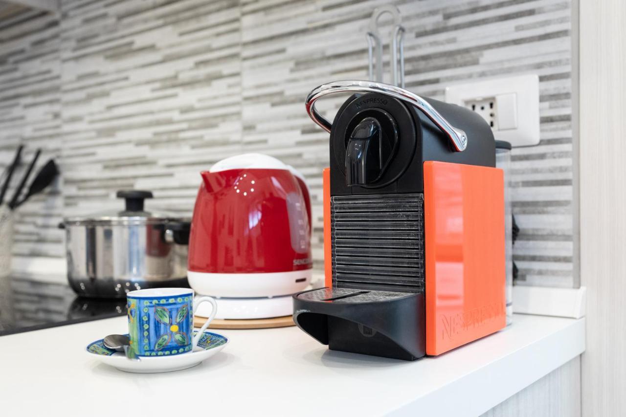 Duomo-Sesto M1 Relax Campari Wi-Fi & Netflix Apartment Sesto San Giovanni Luaran gambar
