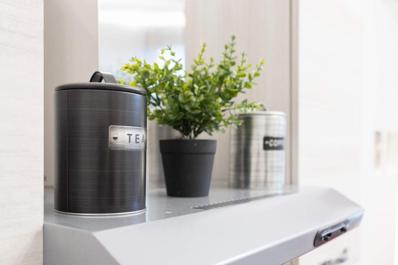 Duomo-Sesto M1 Relax Campari Wi-Fi & Netflix Apartment Sesto San Giovanni Luaran gambar