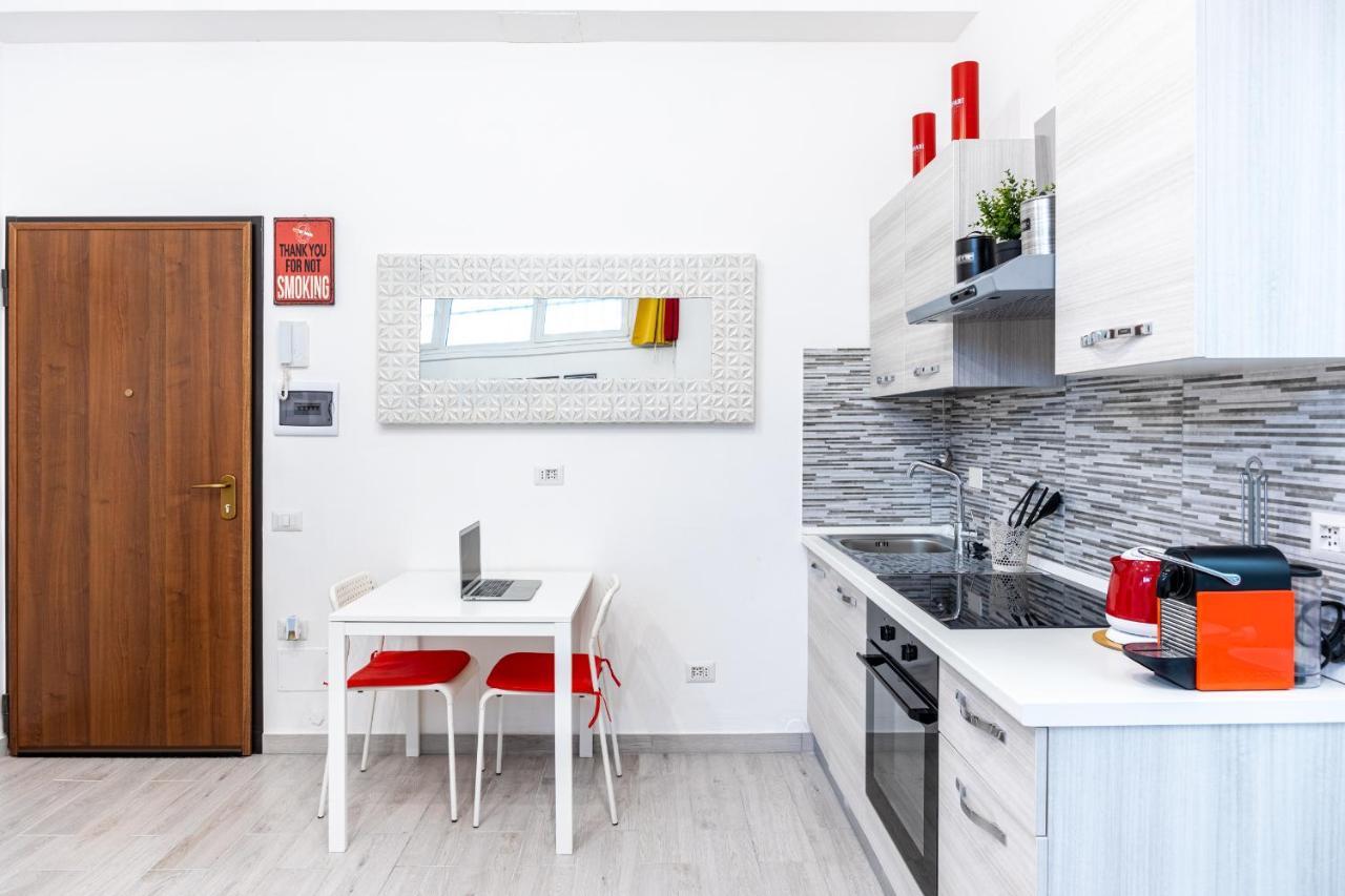 Duomo-Sesto M1 Relax Campari Wi-Fi & Netflix Apartment Sesto San Giovanni Luaran gambar